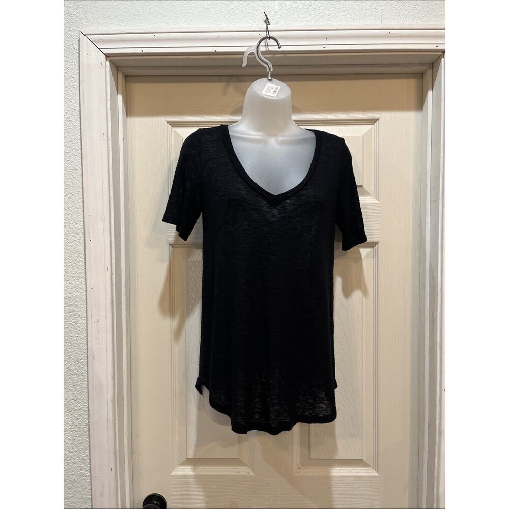 Carly Jeans Los Angeles Black Burnout V Neck Short Sleeve Top XS